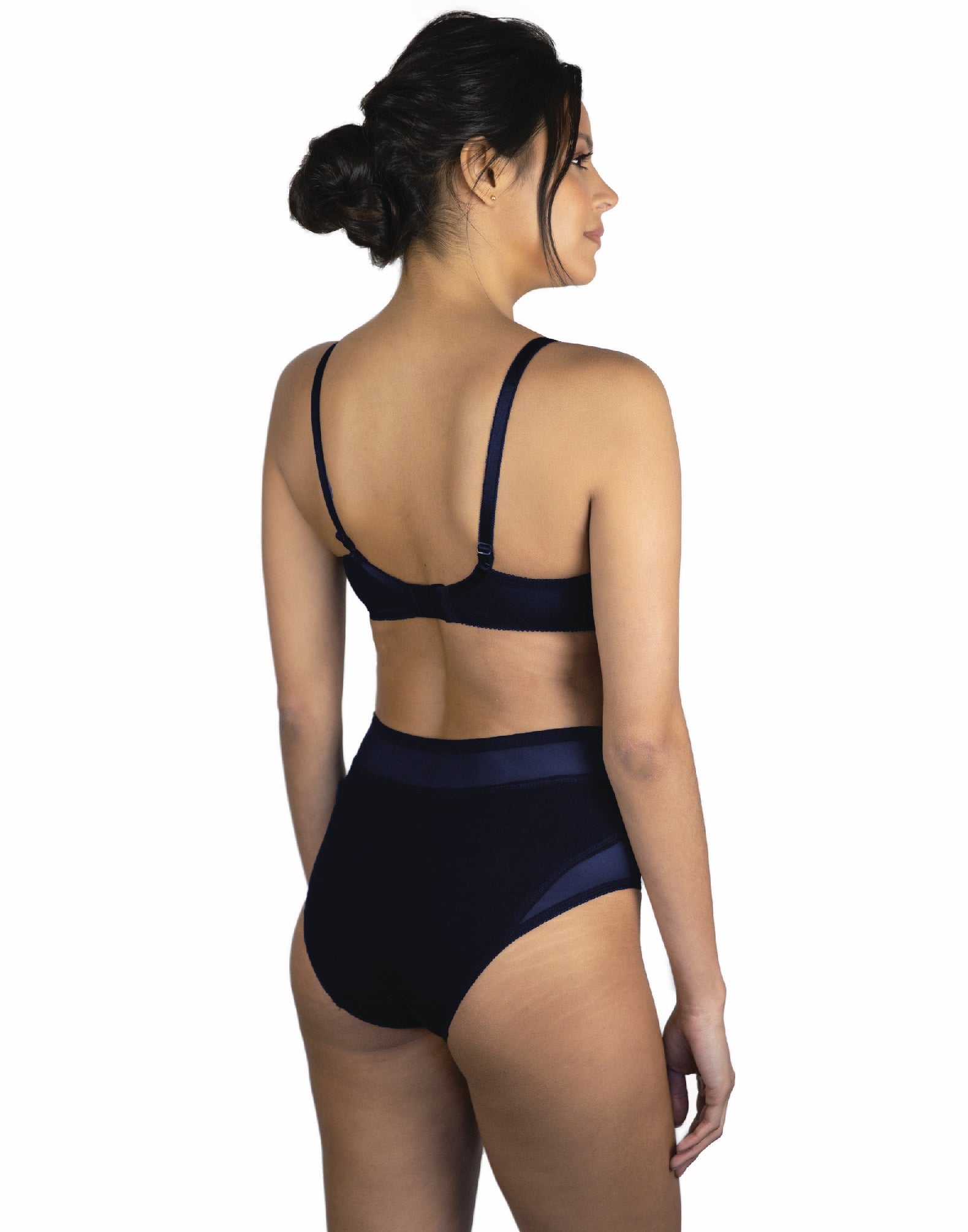 Antares Full Support Bra With Lift – Less Is Amor